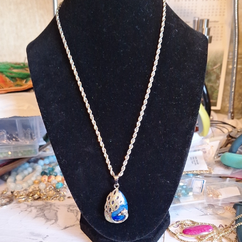 Elegant Silver Chain with Blue Peacock Lapis Pendant
